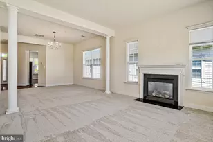 11094 Commanders Ln, White Plains, MD 20695 - Photo 7