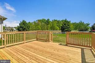 11094 Commanders Ln, White Plains, MD 20695 - Photo 17