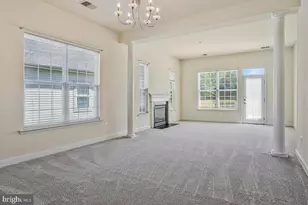 11094 Commanders Ln, White Plains, MD 20695 - Photo 3