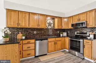 17082 Prince Frederick Rd, Hughesville, MD 20637 - Photo 9