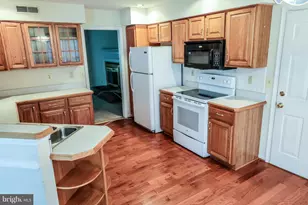 201 Shining Willow Way, La Plata, MD 20646 - Photo 7