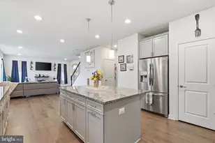 4529 Shakespeare Cir, White Plains, MD 20695 - Photo 19