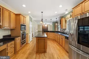 7860 Lakes End Ct, La Plata, MD 20646 - Photo 5