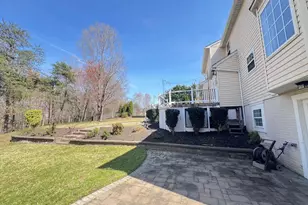 1305 Leicester Dr, La Plata, MD 20646 - Photo 5