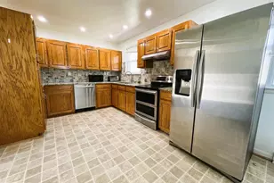 13220 Breezy Ct, Waldorf, MD 20601 - Photo 3