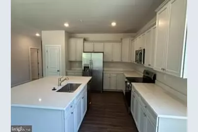 10131 Shenandoah Lane, White Plains, MD 20695 - Photo 11