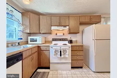 4194 Log Teal Drive, Waldorf, MD 20603 - Photo 3