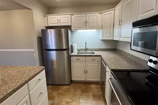 327 St Marys Ave, La Plata, MD 20646 - Photo 5