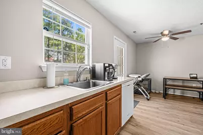 5818 Springfish Place, Waldorf, MD 20603 - Photo 11