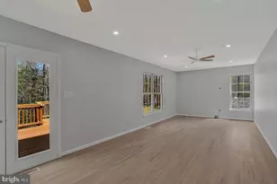 15410 Sorrel Ridge Ln, Waldorf, MD 20601 - Photo 17