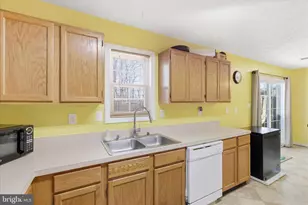 105 Hibiscus Ct, La Plata, MD 20646 - Photo 9