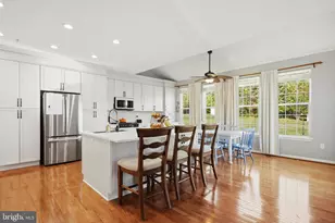 11556 Highland Farm Ct, La Plata, MD 20646 - Photo 7