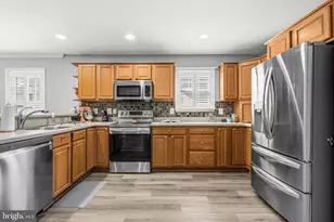 907 Hickory Cir, La Plata, MD 20646 - Photo 5