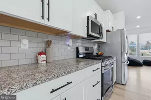 6894 Barrowfield Pl, Bryans Road, MD 20616 - Photo 9