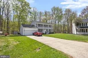 8604 Valley Dr, Waldorf, MD 20603 - Photo 3