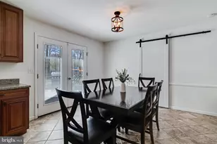 9212 Mimosa Dr, La Plata, MD 20646 - Photo 15