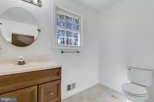 9212 Mimosa Dr, La Plata, MD 20646 - Photo 23