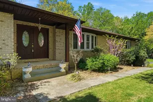 4465 Camelot Dr, Pomfret, MD 20675 - Photo 3