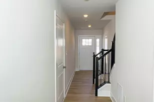 10532 Cobbler Pl, White Plains, MD 20695 - Photo 5