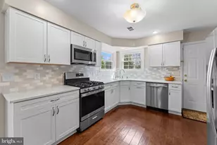 3035 Wildflower Dr, La Plata, MD 20646 - Photo 5