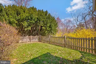 907 Charles St, La Plata, MD 20646 - Photo 7