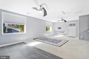 907 Charles St, La Plata, MD 20646 - Photo 9