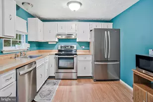 11520 Timberbrook Dr, Waldorf, MD 20601 - Photo 3