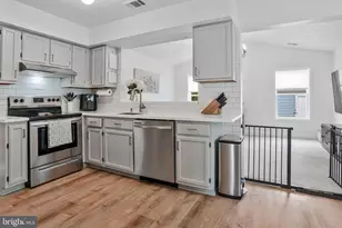 4092 Broadbill Cir, Waldorf, MD 20603 - Photo 11