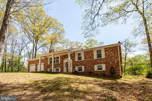 4692 Duley Dr, White Plains, MD 20695 - Photo 19