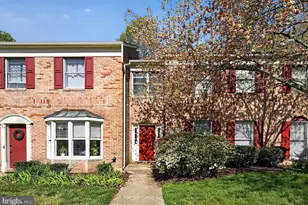 219 Heather Ct, La Plata, MD 20646 - Photo 1