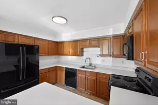 219 Heather Ct, La Plata, MD 20646 - Photo 5