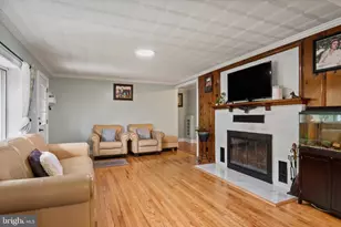 8215 Harry Warren Pl, Welcome, MD 20693 - Photo 5