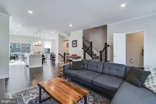 11230 Beatrix Potter Pl, White Plains, MD 20695 - Photo 5