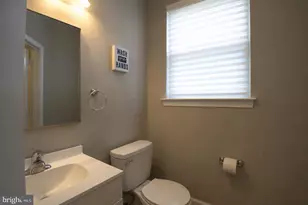 9910 Robstown Pl, Waldorf, MD 20603 - Photo 5