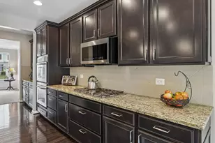 9777 Leighland Ct, Waldorf, MD 20603 - Photo 3