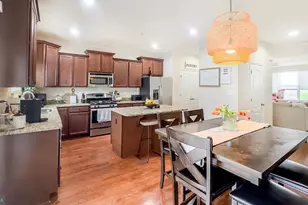 11405 Sandhurst Pl, White Plains, MD 20695 - Photo 5