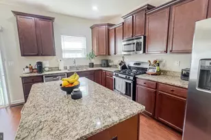 11405 Sandhurst Pl, White Plains, MD 20695 - Photo 13