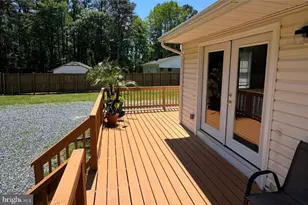 15644 Rock Point Rd, Newburg, MD 20664 - Photo 13