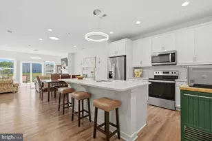 32 Camden Cir, La Plata, MD 20646 - Photo 7