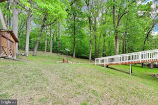 8709 Valley Dr, Waldorf, MD 20603 - Photo 39