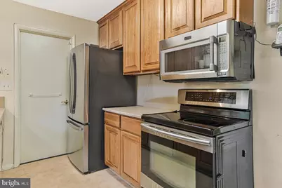 2266 Easton Court, Waldorf, MD 20602 - Photo 9