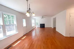 2322 Ashford Ln, Waldorf, MD 20603 - Photo 19