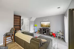 836 Holly Dr, La Plata, MD 20646 - Photo 5