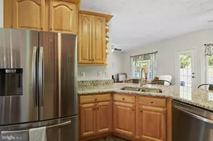 15212 Truman Manor Ln, Waldorf, MD 20601 - Photo 17
