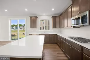 3823 Solidarity Cir, White Plains, MD 20603 - Photo 19