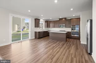 3823 Solidarity Cir, White Plains, MD 20603 - Photo 13