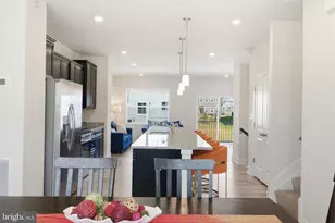 10915 Drummond Pl, White Plains, MD 20695 - Photo 15