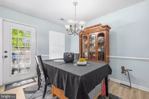 6056 Red Squirrel Pl, Waldorf, MD 20603 - Photo 5