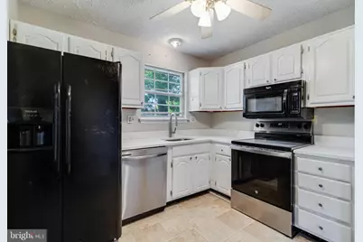 2307 Valley Oak Court, Waldorf, MD 20601 - Photo 11