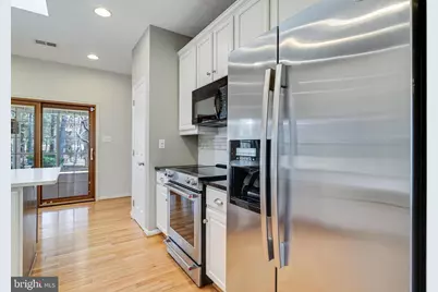 14850 King Charles, Issue, MD 20645 - Photo 25